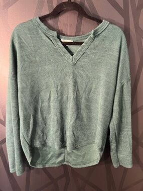Blu Pepper Green Knit V-Neck Sweater